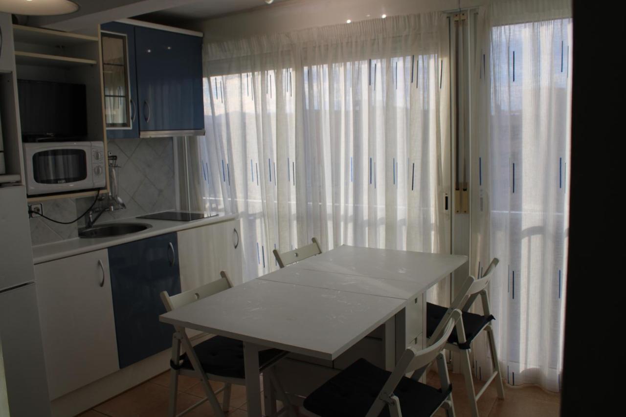 Апартаменты Estudio Primera Linea De Mar Con Piscina Y Parking Платья-де-Аро Экстерьер фото